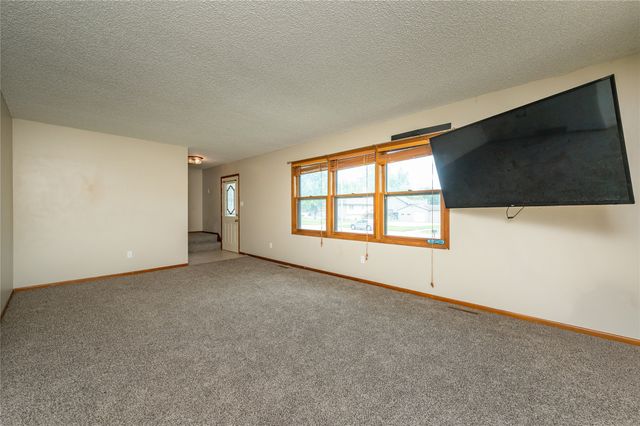 1201 4th Street NW, Altoona, IA 50009