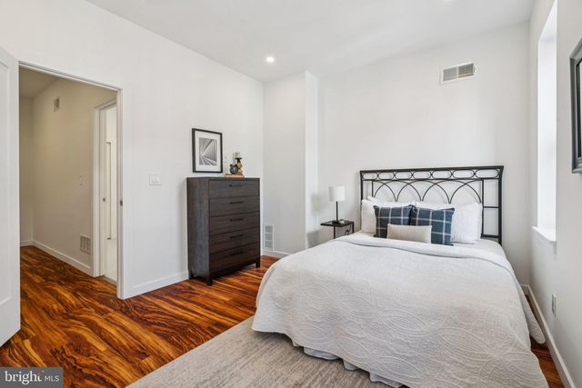 1634 N DOVER ST, Philadelphia, PA 19121