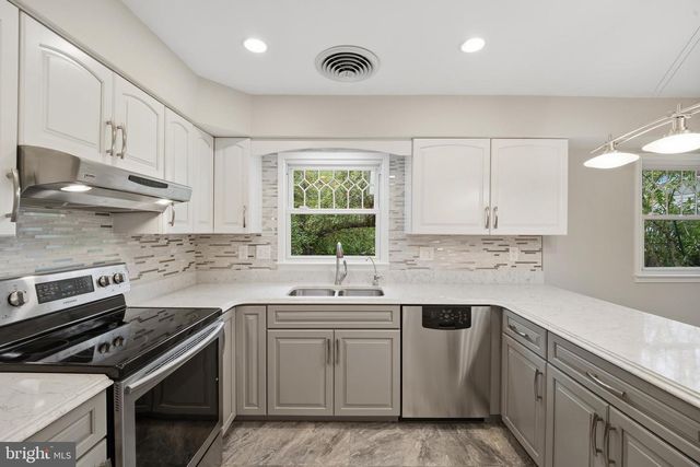 13106 PARKRIDGE CIR, Fort Washington, MD 20744