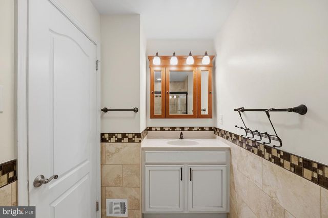 13106 PARKRIDGE CIR, Fort Washington, MD 20744