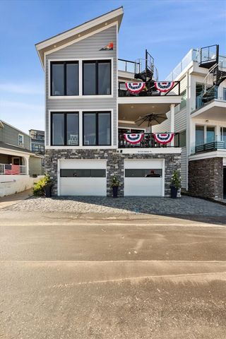 78 Esplanade Place, South Haven, MI 49090