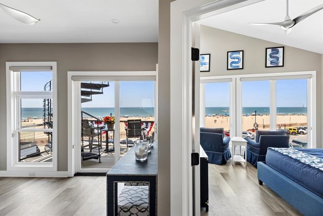 78 Esplanade Place, South Haven, MI 49090