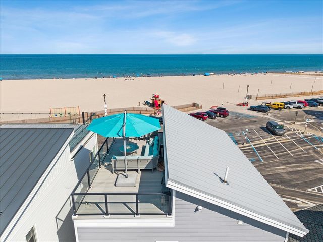 78 Esplanade Place, South Haven, MI 49090