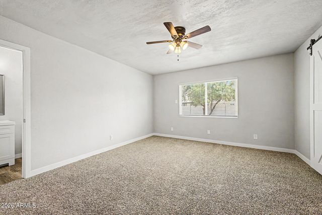 2845 E GLENCOVE Street, Mesa, AZ 85213
