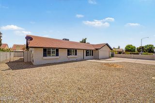 2845 E GLENCOVE Street, Mesa, AZ 85213