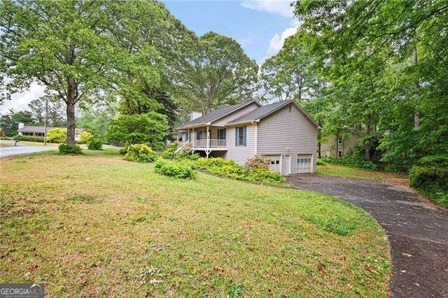 291 Crabapple Court, Powder Springs, GA 30127