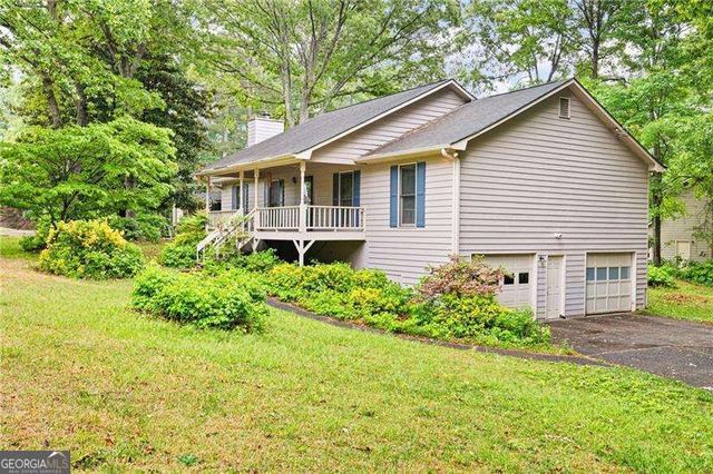 291 Crabapple Court, Powder Springs, GA 30127