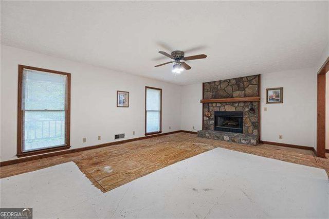 291 Crabapple Court, Powder Springs, GA 30127