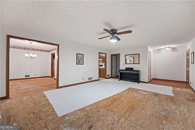 291 Crabapple Court, Powder Springs, GA 30127
