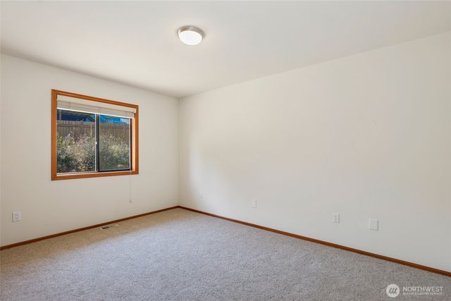 1826 Browns Point Boulevard, Tacoma, WA 98422