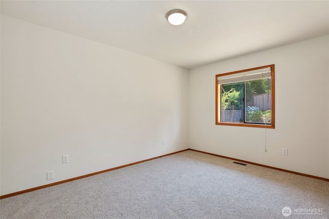 1826 Browns Point Boulevard, Tacoma, WA 98422