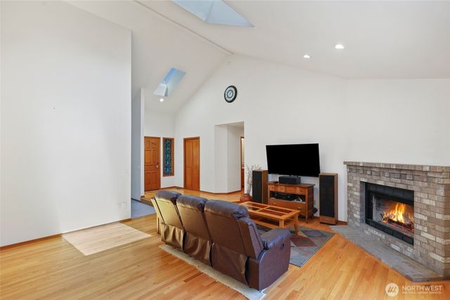 1826 Browns Point Boulevard, Tacoma, WA 98422