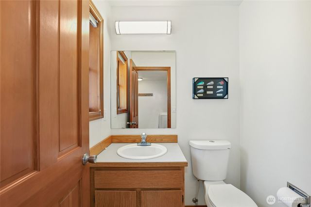 1826 Browns Point Boulevard, Tacoma, WA 98422