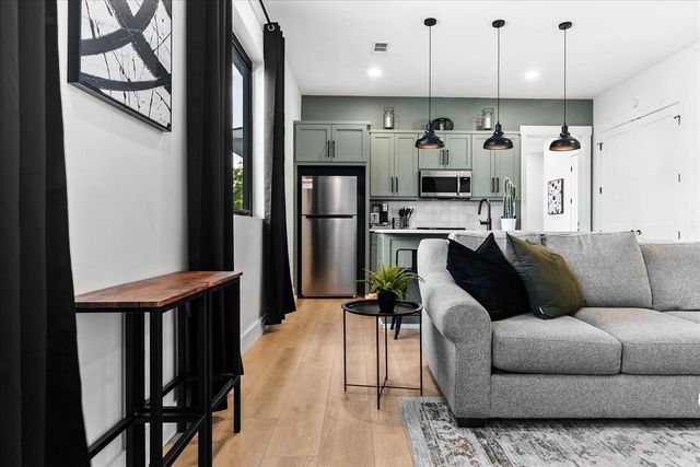 2513 Childs Street, Dallas, TX 75203