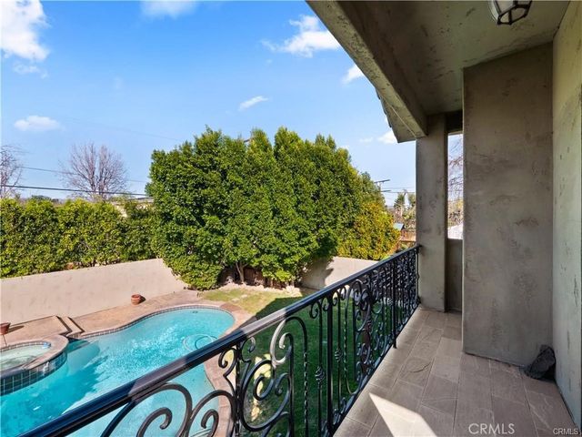 14739 Hesby, Sherman Oaks, CA 91403