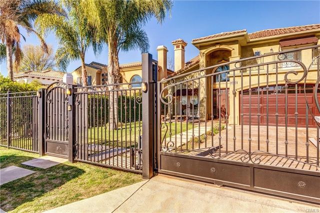 14739 Hesby, Sherman Oaks, CA 91403