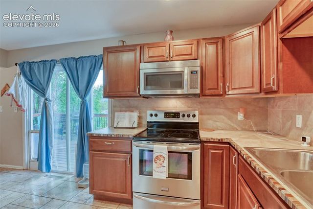 934 Potter Drive, Colorado Springs, CO 80909