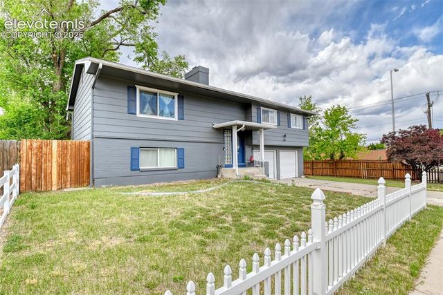 934 Potter Drive, Colorado Springs, CO 80909