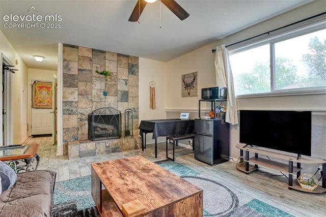 934 Potter Drive, Colorado Springs, CO 80909
