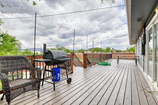 934 Potter Drive, Colorado Springs, CO 80909