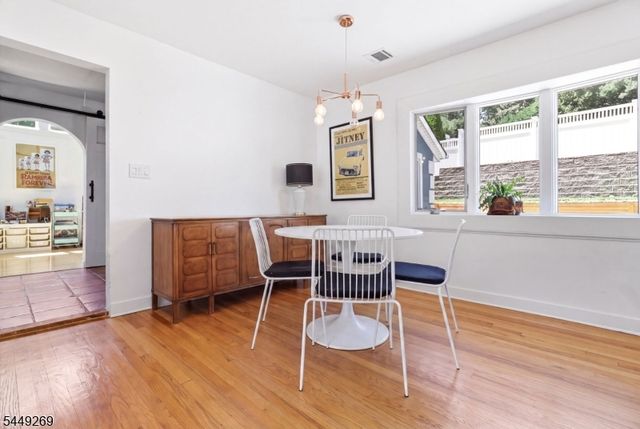 200 Mccosh Rd, Clifton City, NJ 07043