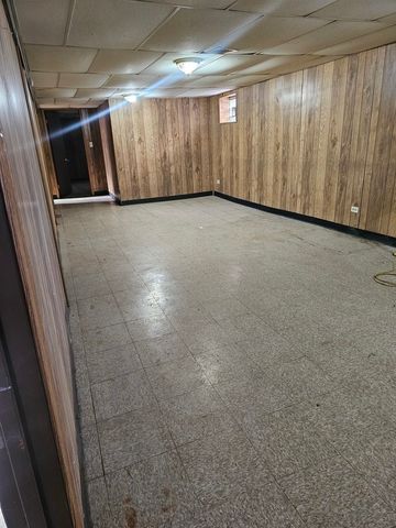 9117 S WALLACE Street, Chicago, IL 60620