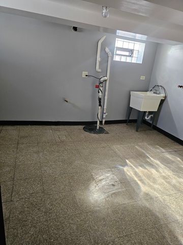 9117 S WALLACE Street, Chicago, IL 60620