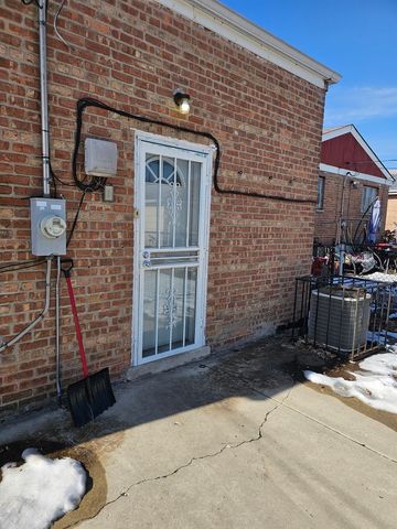 9117 S WALLACE Street, Chicago, IL 60620