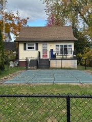 8 E Marie Street, Hudson, NY 12534
