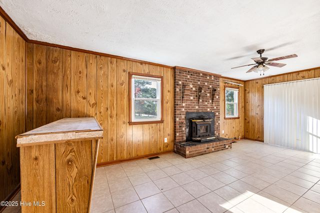 2400 Old Aberdeen Road, Rockingham, NC 28379