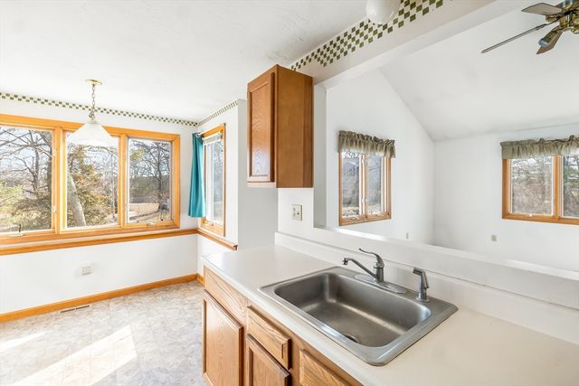 29 Cork Cir F, Millville, MA 01529
