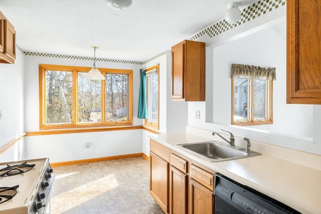 29 Cork Cir F, Millville, MA 01529