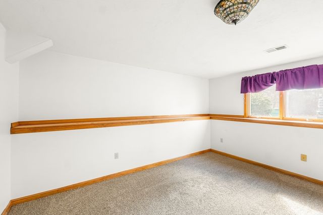 29 Cork Cir F, Millville, MA 01529