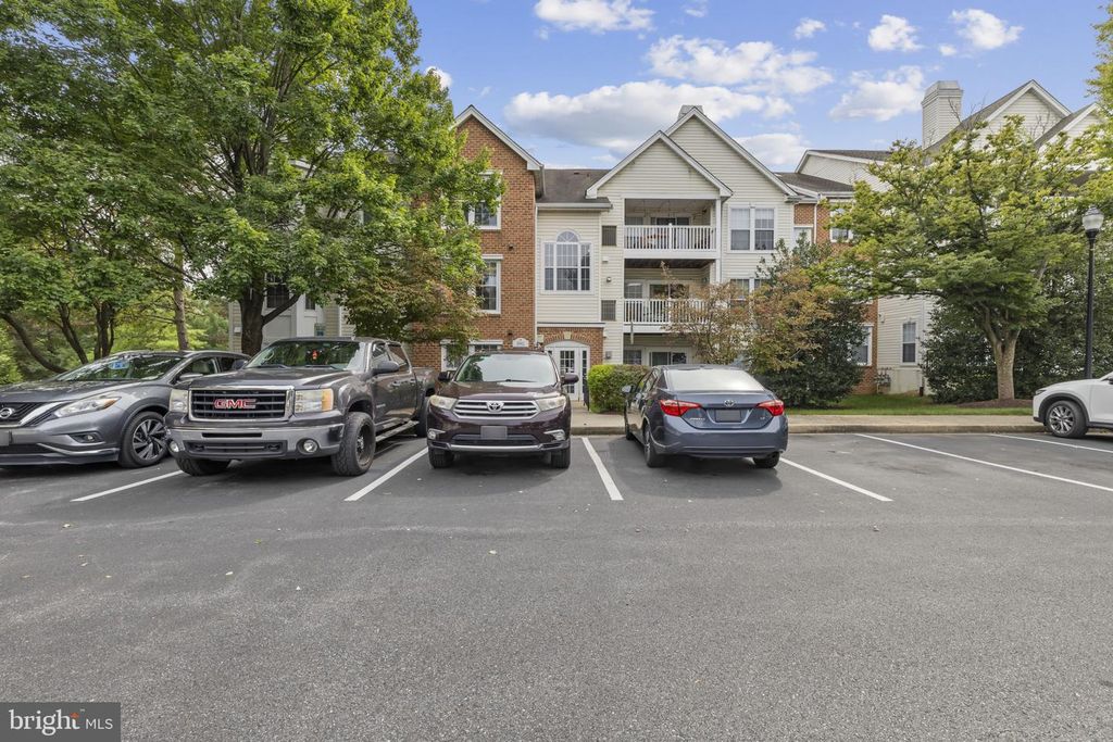 5941 MILLRACE CT #D-101, Columbia, MD 21045