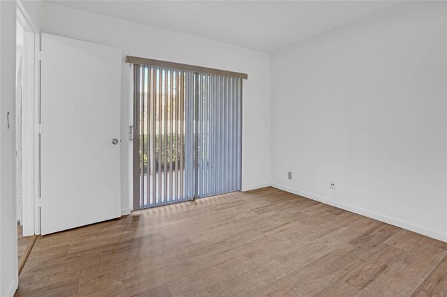 1560 SE Royal Green Cir S 103, Port St Lucie, FL 34952