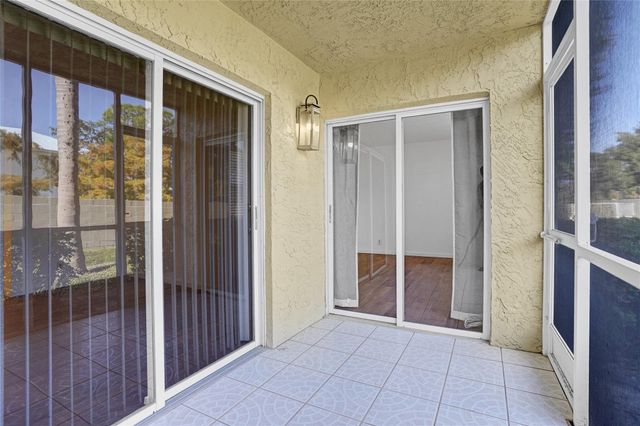 1560 SE Royal Green Cir S 103, Port St Lucie, FL 34952