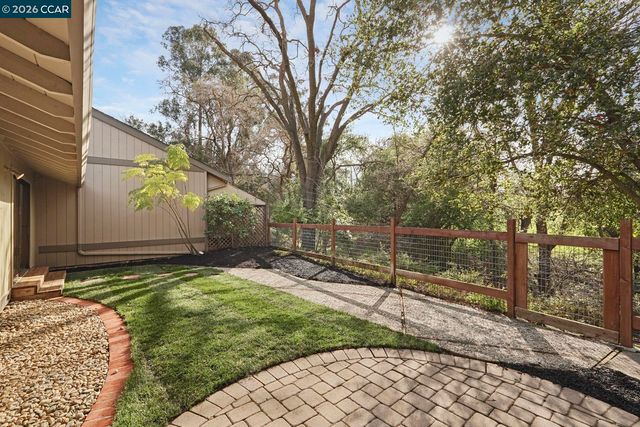 3124 Shire Lane, Walnut Creek, CA 94598