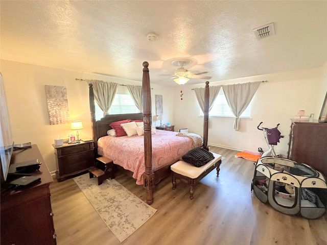 1601 Yarborough Drive, Sherman, TX 75092