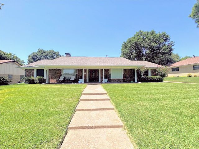 1601 Yarborough Drive, Sherman, TX 75092