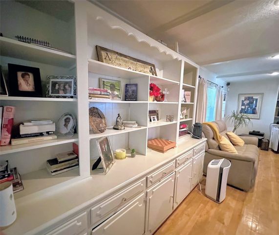 1601 Yarborough Drive, Sherman, TX 75092