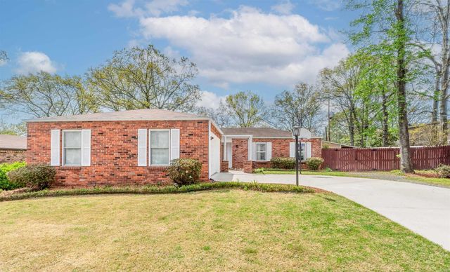 1704 War Eagle Drive, North Little Rock, AR 72116