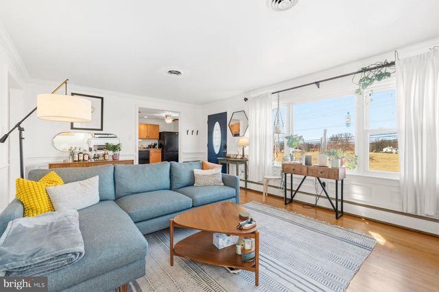 9424 GAS HOUSE PIKE, Frederick, MD 21701