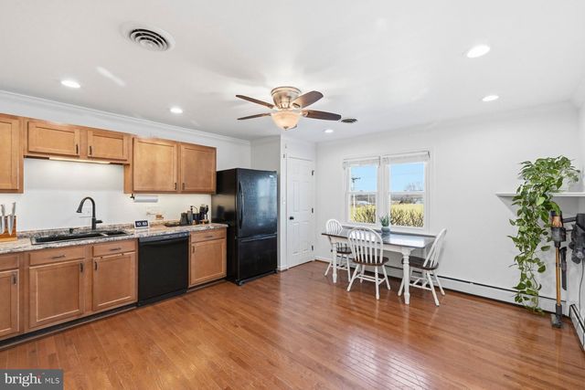 9424 GAS HOUSE PIKE, Frederick, MD 21701