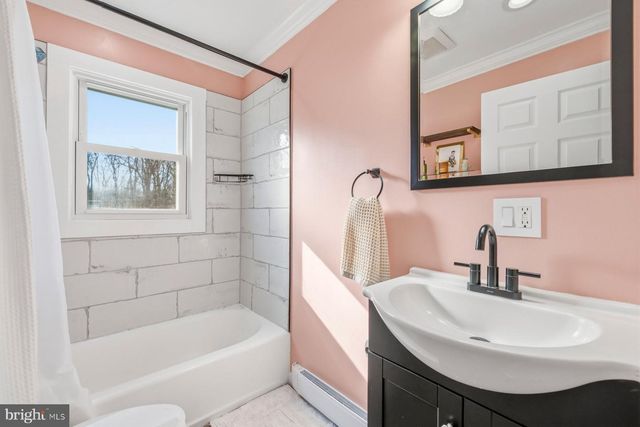 9424 GAS HOUSE PIKE, Frederick, MD 21701