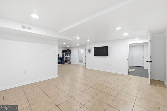 9424 GAS HOUSE PIKE, Frederick, MD 21701