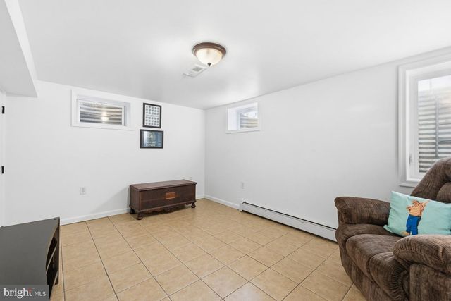 9424 GAS HOUSE PIKE, Frederick, MD 21701