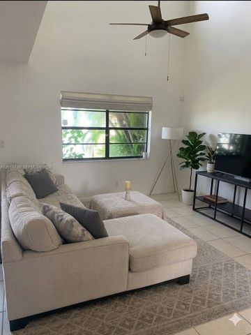 341 Ives Dairy Rd 341-06, Miami, FL 33179