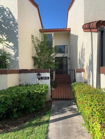 341 Ives Dairy Rd 341-06, Miami, FL 33179