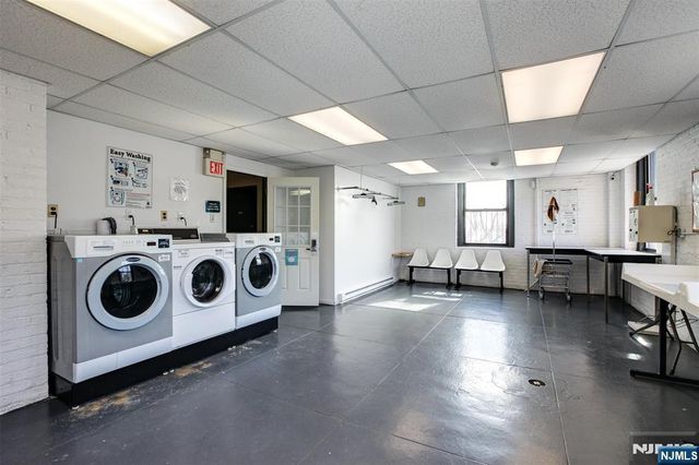 363-377 Mount Prospect 2AW, Newark, NJ 07104