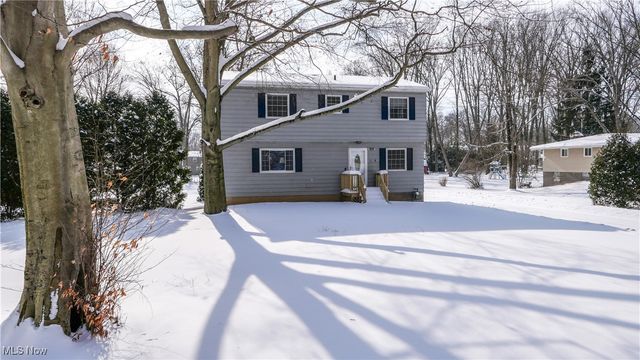 2144 Echo Road, Stow, OH 44224